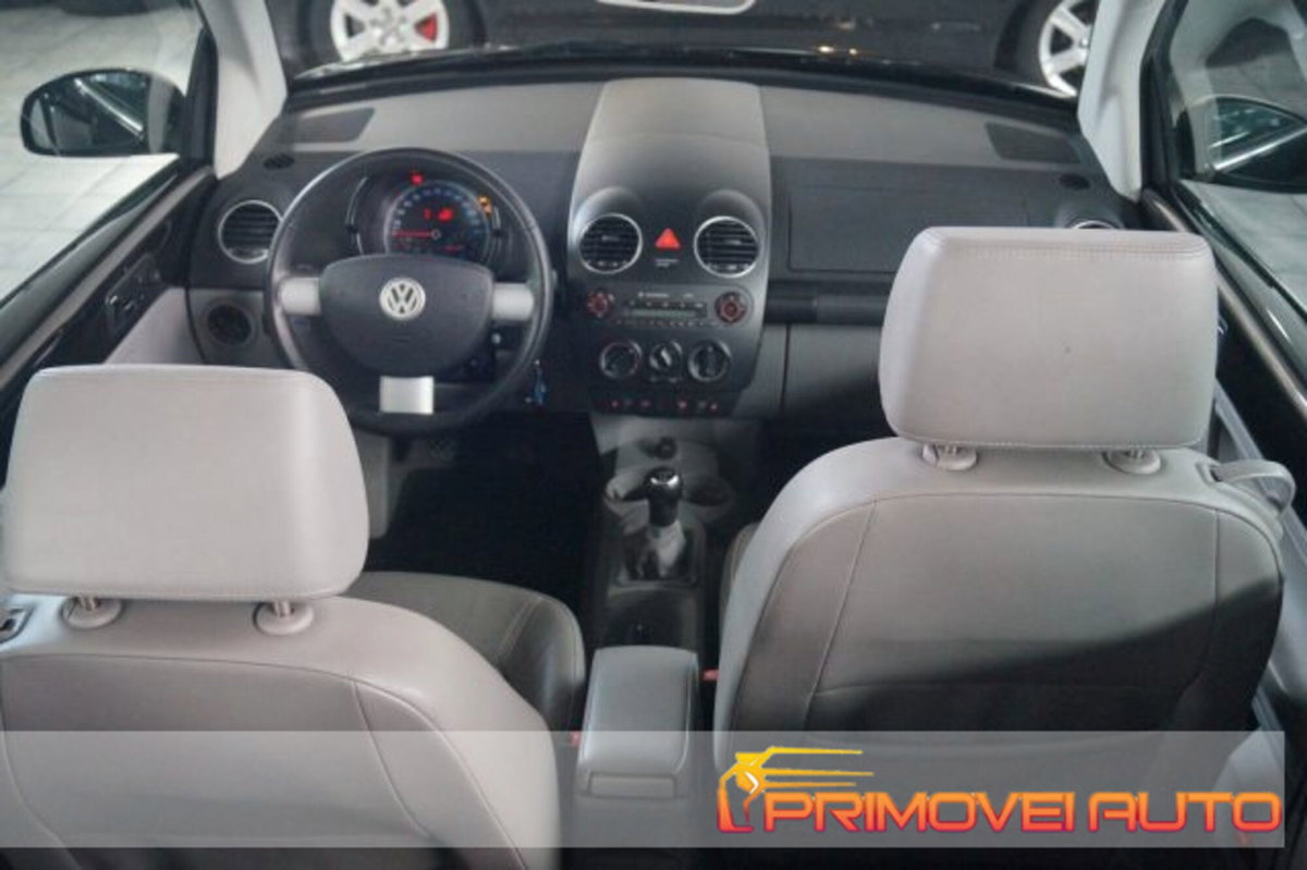 Volkswagen New Beetle Cabrio 16V (4)