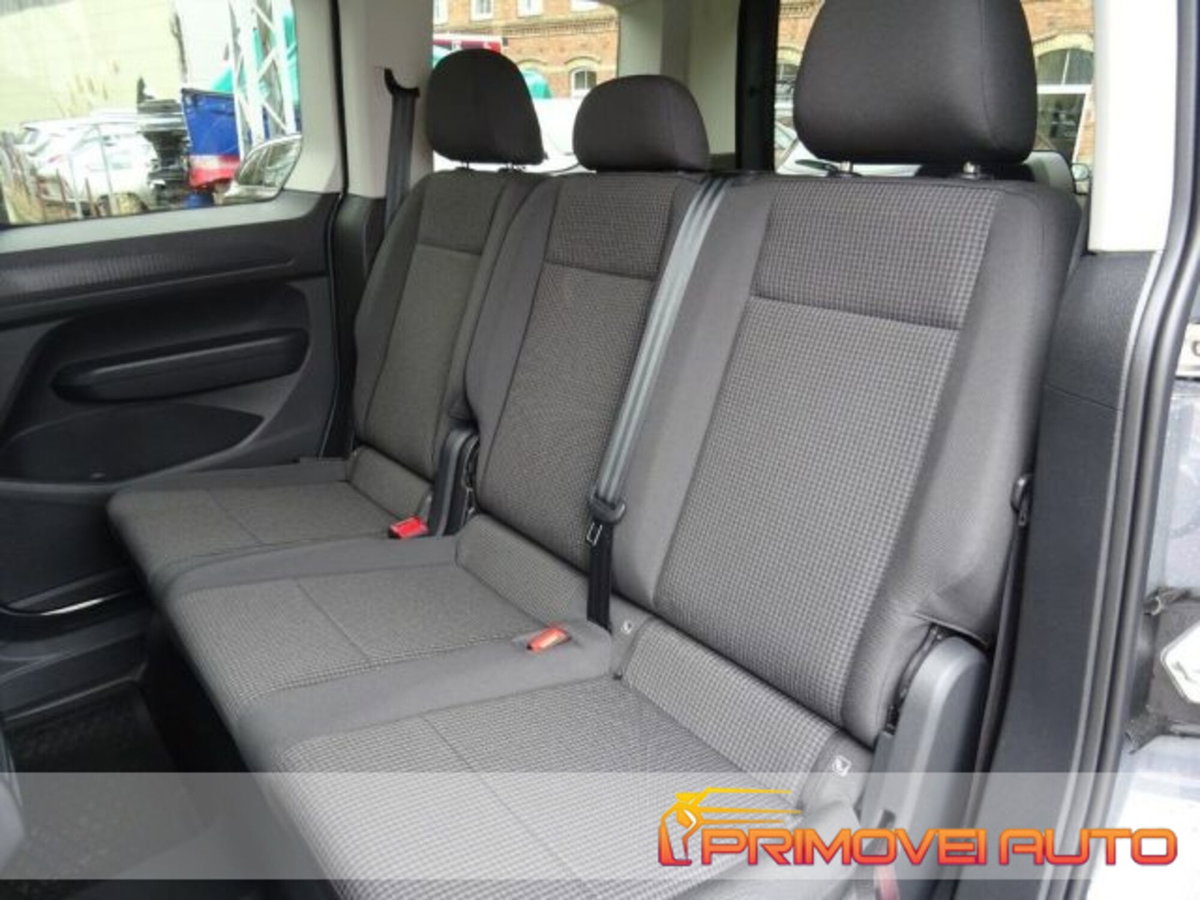Volkswagen Caddy 2.0 TDI 122 CV 4MOTION (5)
