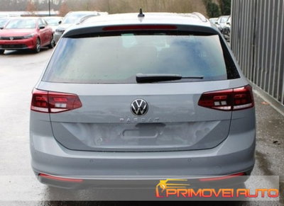 Volkswagen Passat Variant 1.5 TSI ACT DSG Business (11)