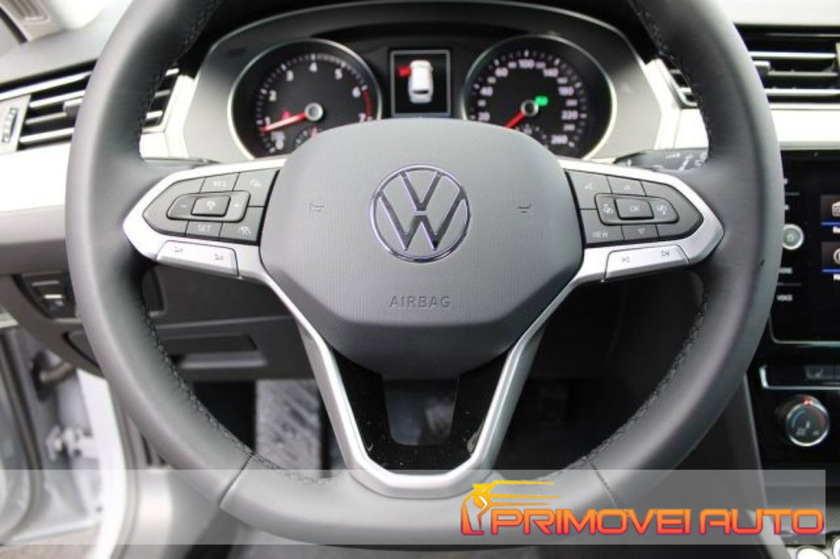 Volkswagen Passat Variant 1.5 TSI ACT DSG Business (2)