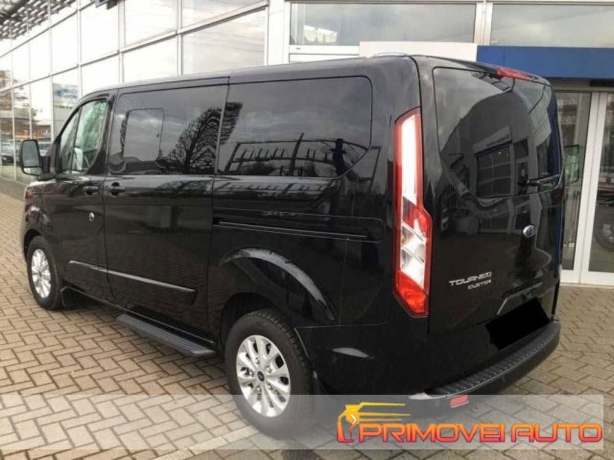 Ford Tourneo Custom 320 2.0 TDCi 130CV aut. PL Titanium (8)