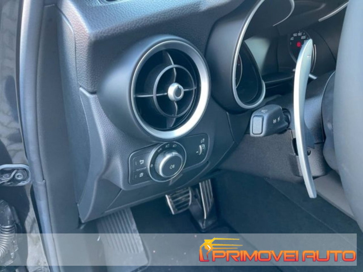 Alfa Romeo Stelvio Stelvio 2.0 Turbo 200 CV AT8 Q4 Sprint (10)