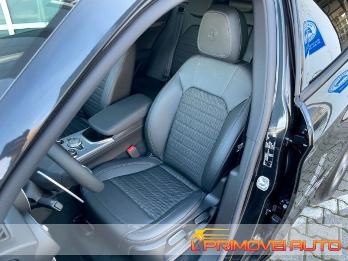 Alfa Romeo Stelvio Stelvio 2.0 Turbo 200 CV AT8 Q4 Sprint (4)