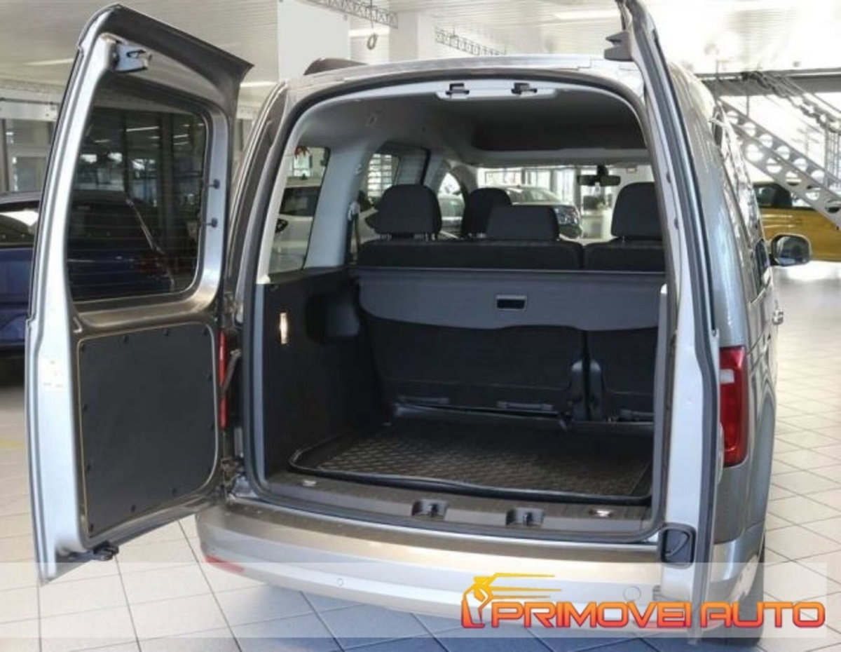 Volkswagen Caddy 2.0 TDI 102 CV Comfortline Maxi (7)