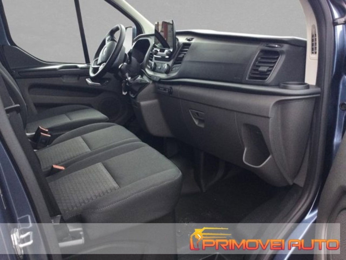 Ford Transit Custom Furgone 320 2.0 EcoBlue 130 PL Combi Trend (2)