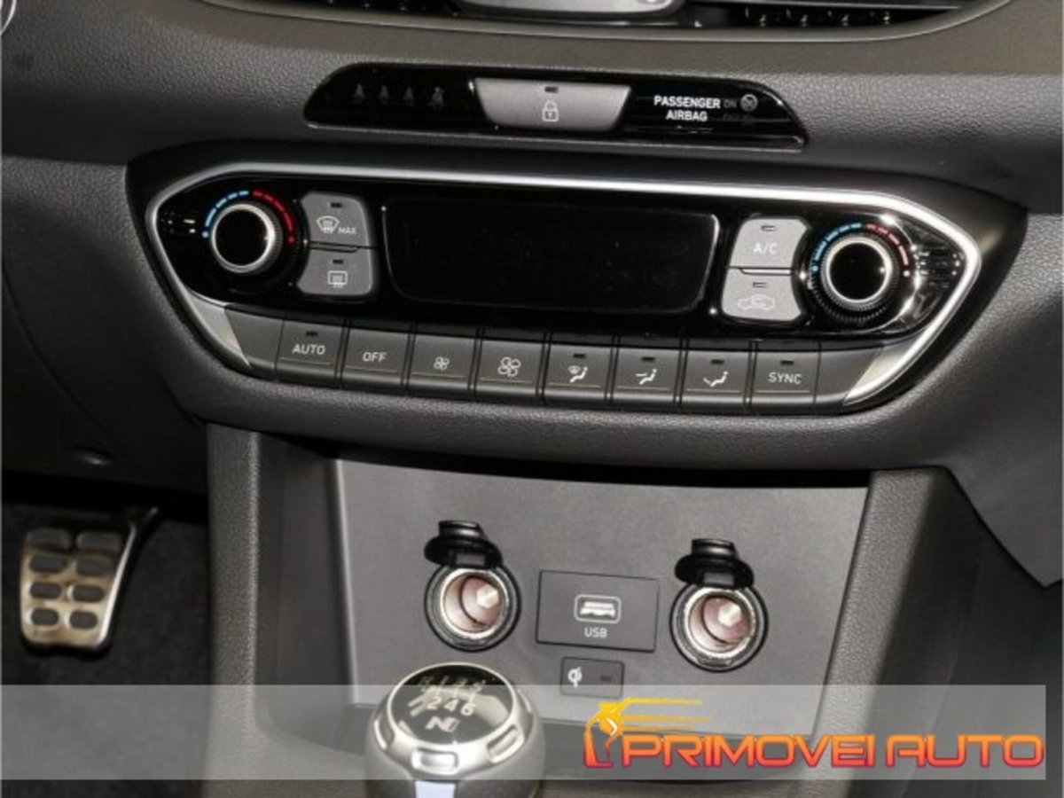 Hyundai i30 2.0 T-GDI 280 CV 5 porte DCT N Performance (9)