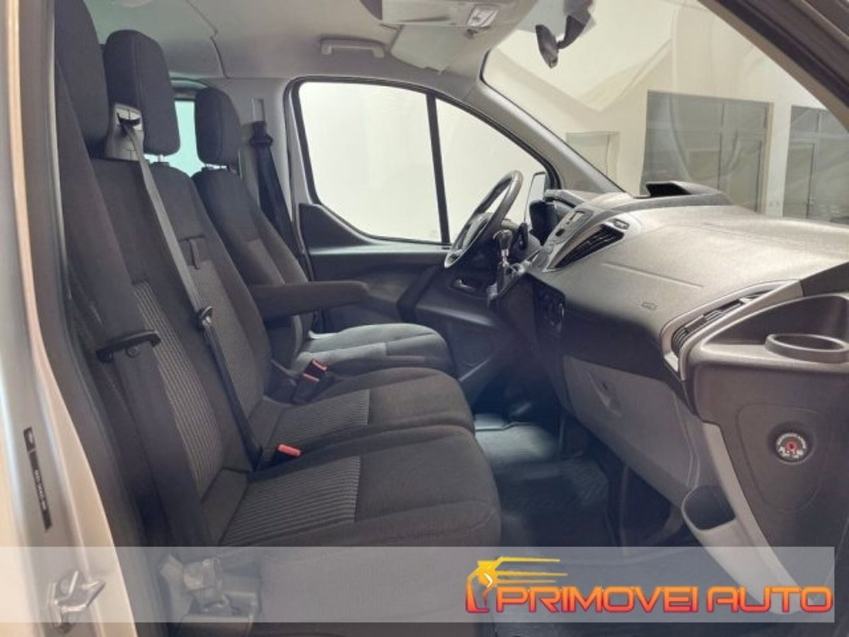 Ford Transit Custom Furgone 310 2.0 TDCi 130 PC Combi Entry (2)