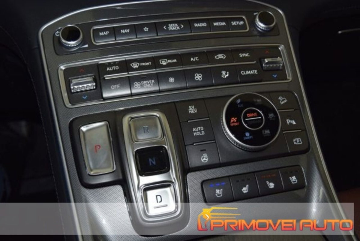 Hyundai Santa Fe 1.6 t-gdi phev XClass 4wd 288cv at 7p.ti (13)