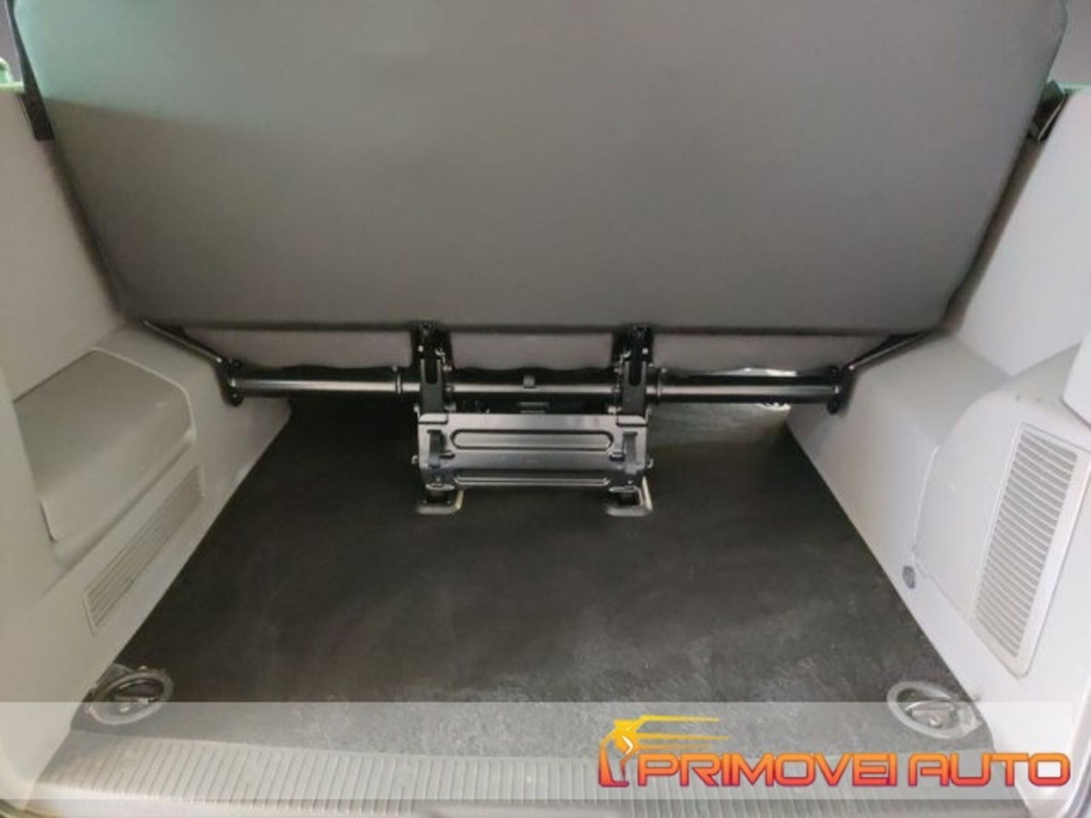 Volkswagen Veicoli Commerciali Caravelle 2.0 TDI 150CV DSG PC Trendline (11)