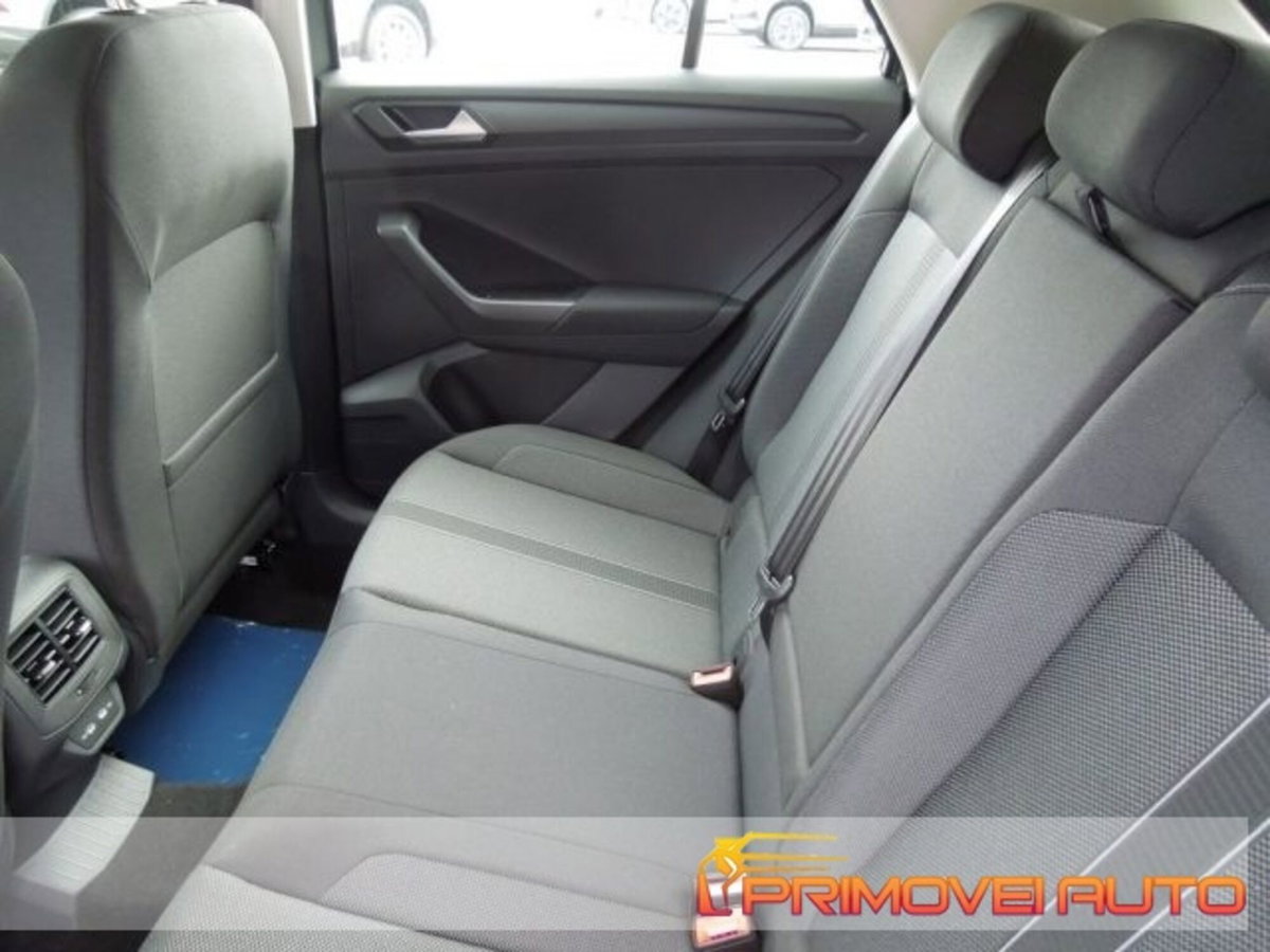 Volkswagen T-Roc 1.0 TSI Life (4)
