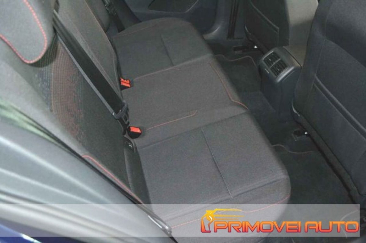 Volkswagen Golf 1.5 tsi Style 150cv (11)
