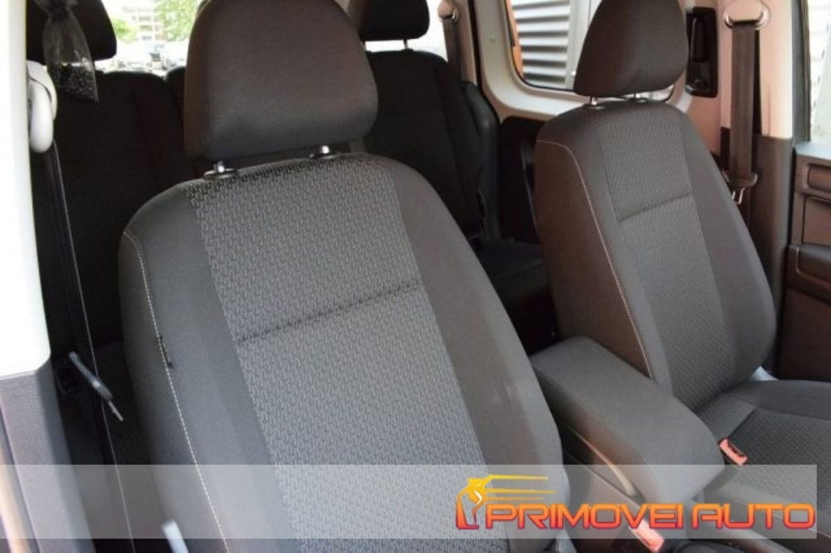 Volkswagen Caddy 2.0 TDI 150 CV 4MOTION DSG Comfortline (6)