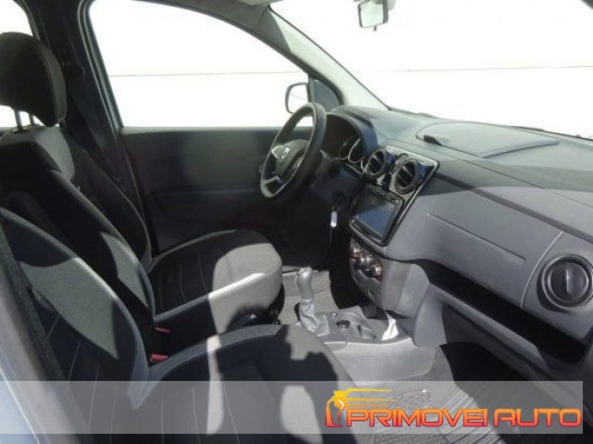 Dacia Lodgy Stepway 1.6 100 CV S&S GPL 7 posti (2)