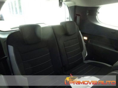 Dacia Lodgy Stepway 1.6 100 CV S&S GPL 7 posti (5)