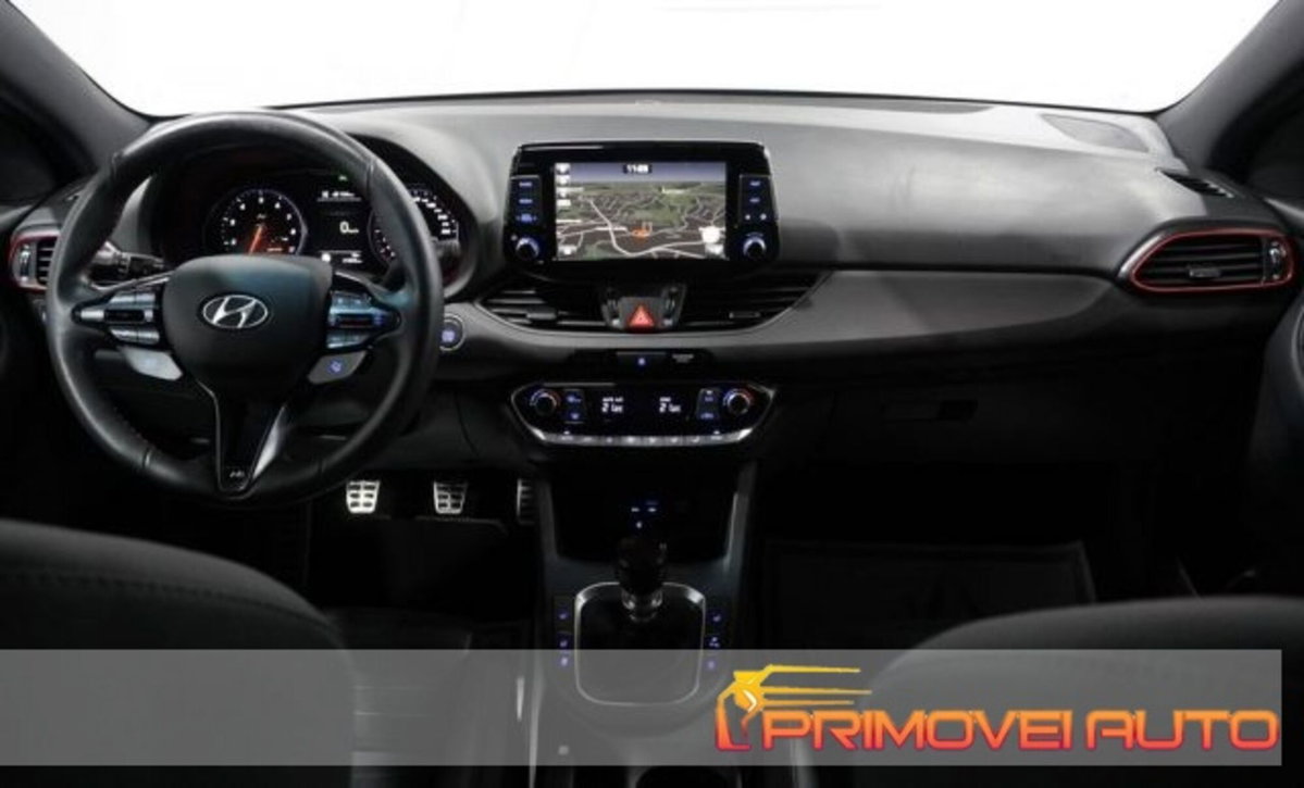 Hyundai i30 Fastback 2.0 T-GDI 275 CV N Performance (2)