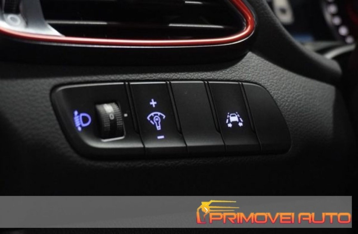 Hyundai i30 Fastback 2.0 T-GDI 275 CV N Performance (7)