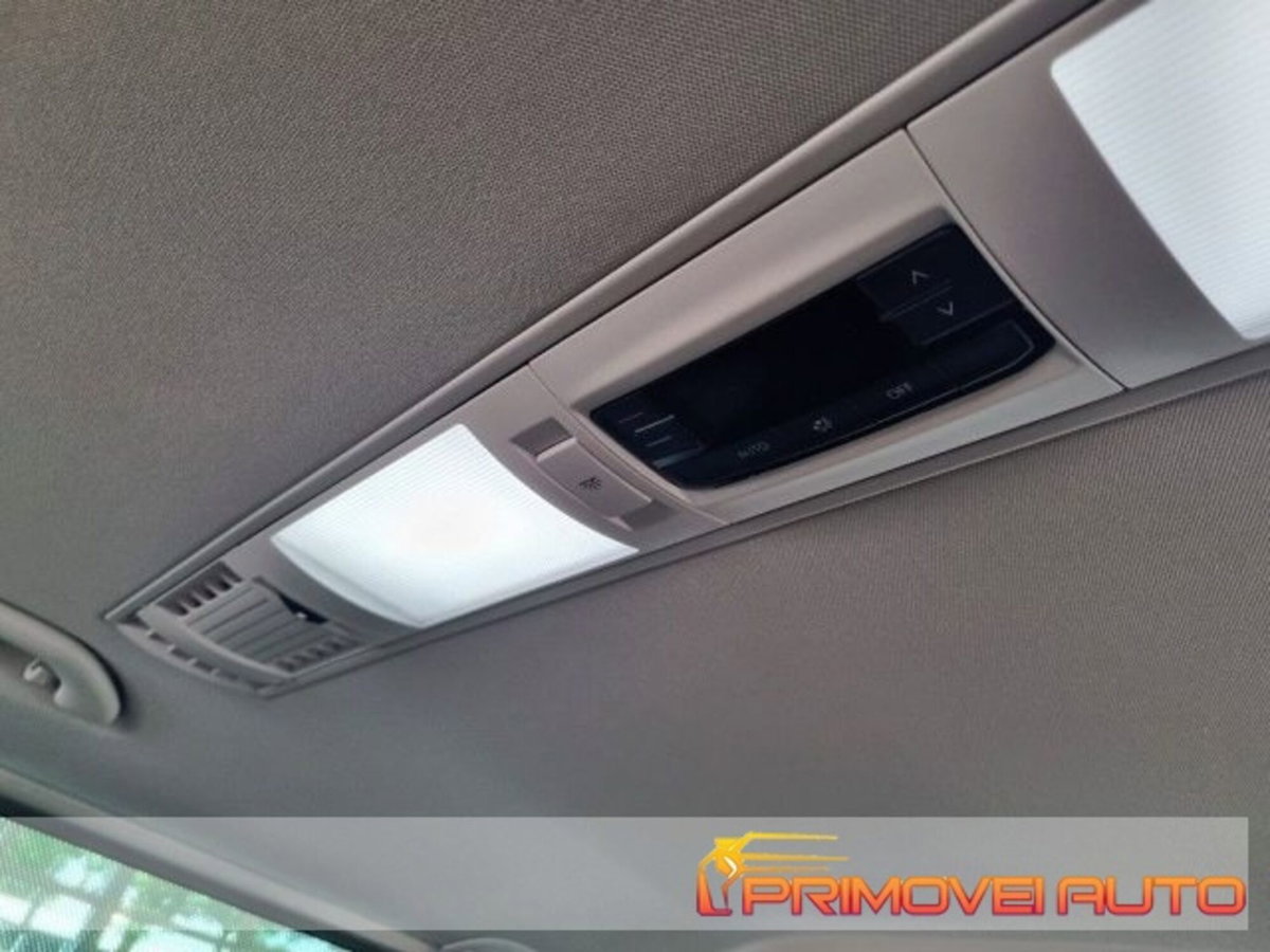 Volkswagen Veicoli Commerciali Caravelle 2.0 TDI 150CV DSG 4 Motion PL Cruise (8)