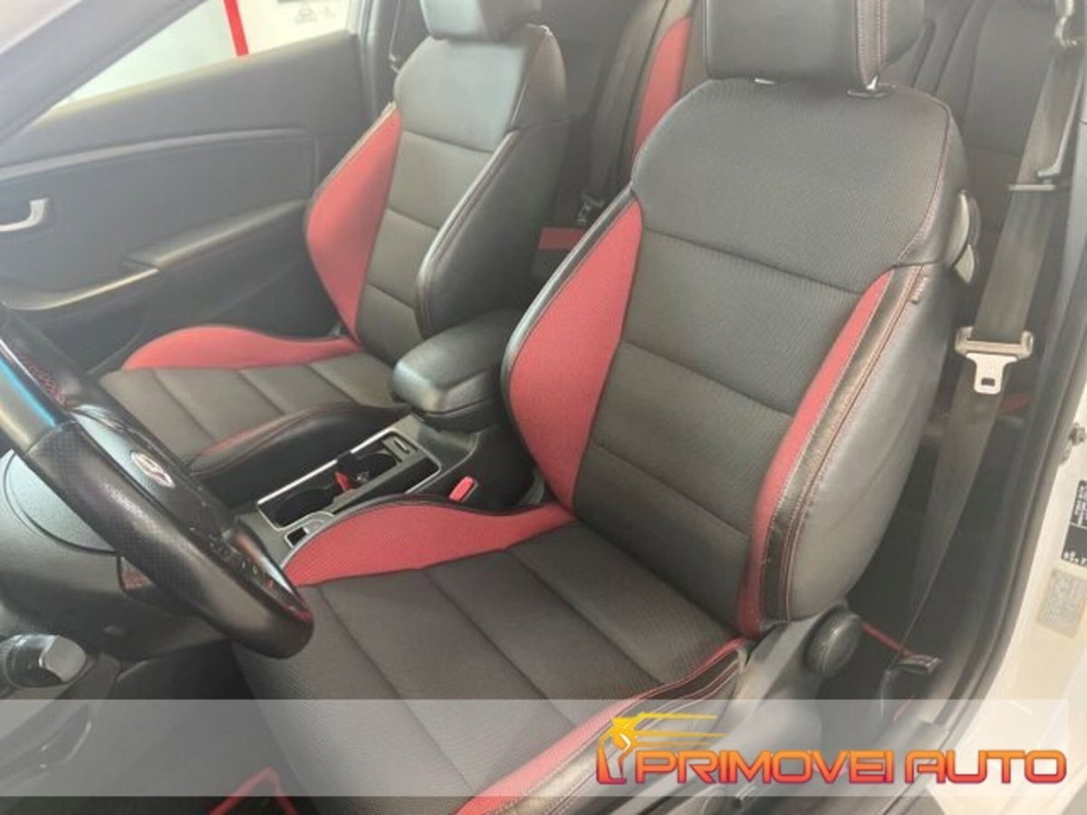 Hyundai i30 1.6 T-GDi Turbo 3 porte (3)