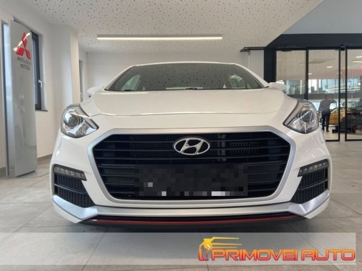 Hyundai i30 1.6 T-GDi Turbo 3 porte (4)