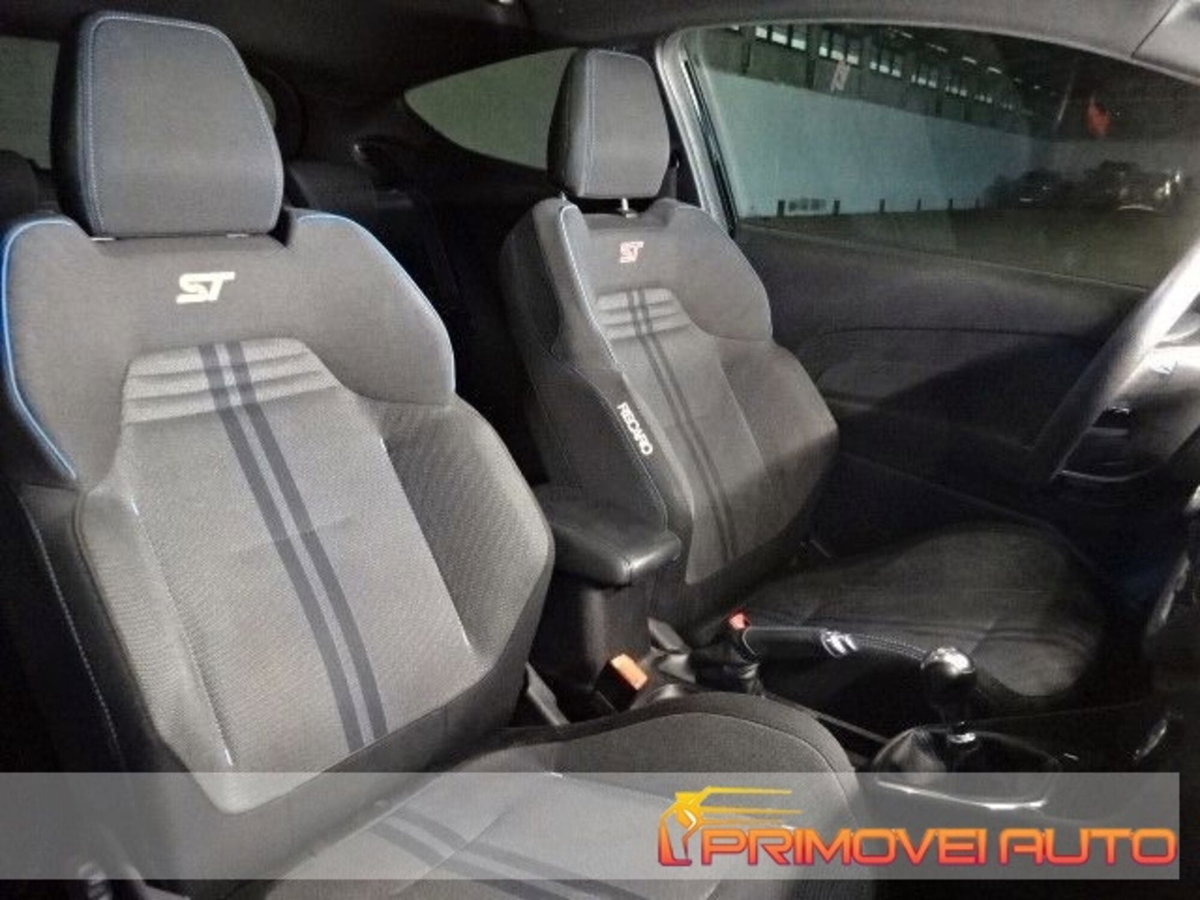 Ford Fiesta 1.5 Ecoboost 200 CV 3 porte ST (9)