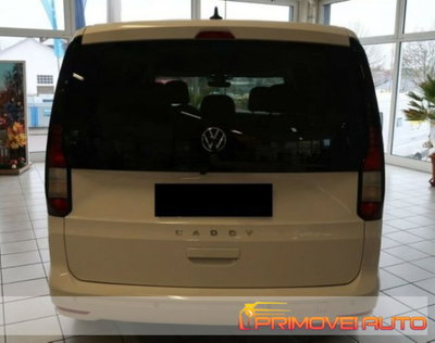 Volkswagen Caddy 1.5 TSI 114 CV DSG Style (12)