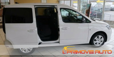 Volkswagen Caddy 1.5 TSI 114 CV DSG Style (9)