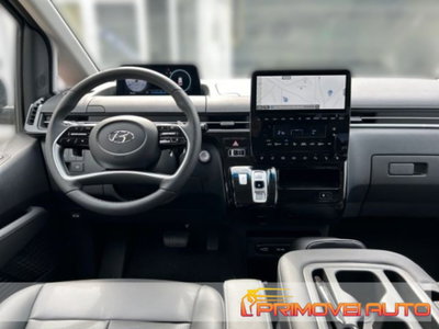 Hyundai Staria 2.2 2wd auto (2)