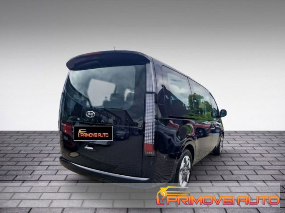 Hyundai Staria 2.2 2wd auto (9)