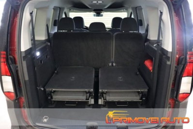 Volkswagen Caddy 2.0 TDI 122 CV Life Maxi (8)