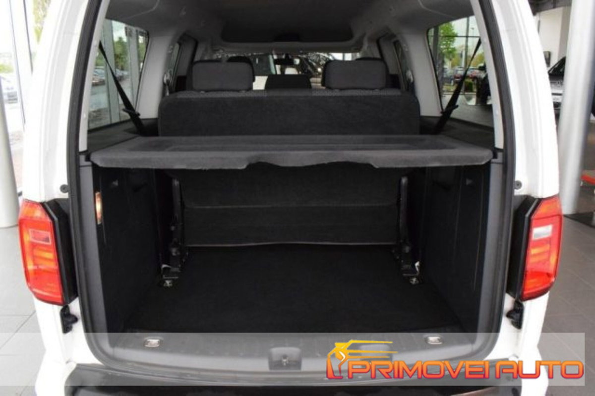 Volkswagen Caddy 1.2 TSI Trendline (9)