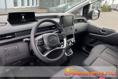 Hyundai Staria 2.2 awd auto (2)