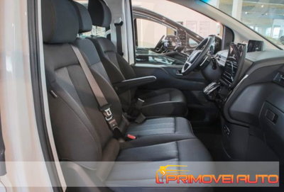 Hyundai Staria 2.2 awd auto (3)