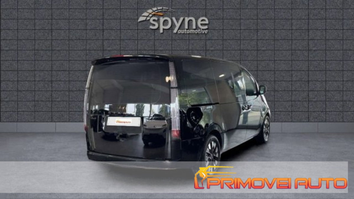 Hyundai Staria 2.2 awd auto (3)