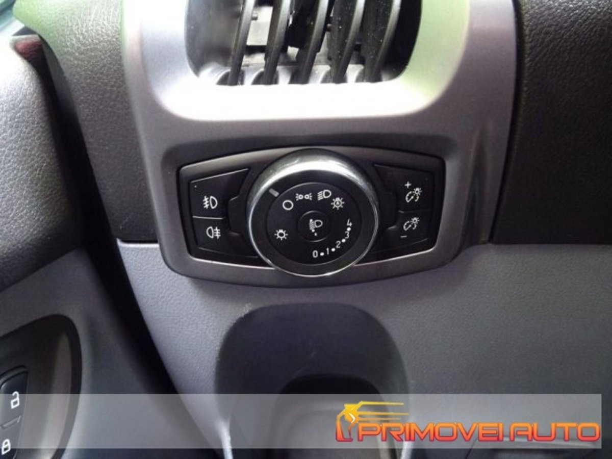 Ford Transit Custom Furgone 310 2.2 TDCi 125CV PC Combi Trend (6)