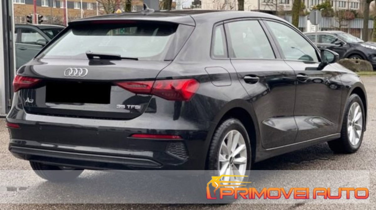 Audi A3 Sportback 35 TFSI S tronic Business (11)