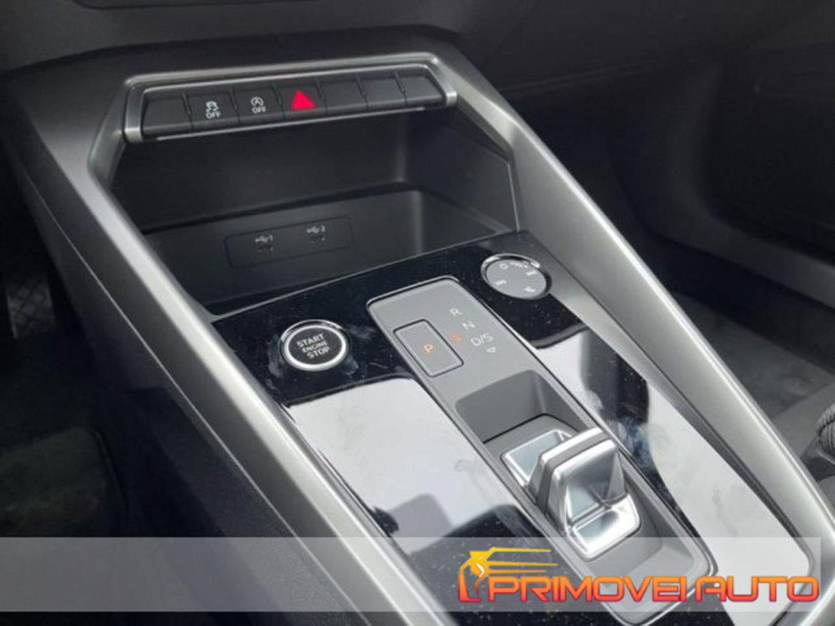 Audi A3 Sportback 35 TFSI S tronic Business (5)