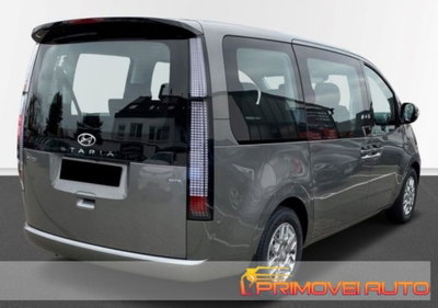 Hyundai Staria 2.2 awd auto (8)