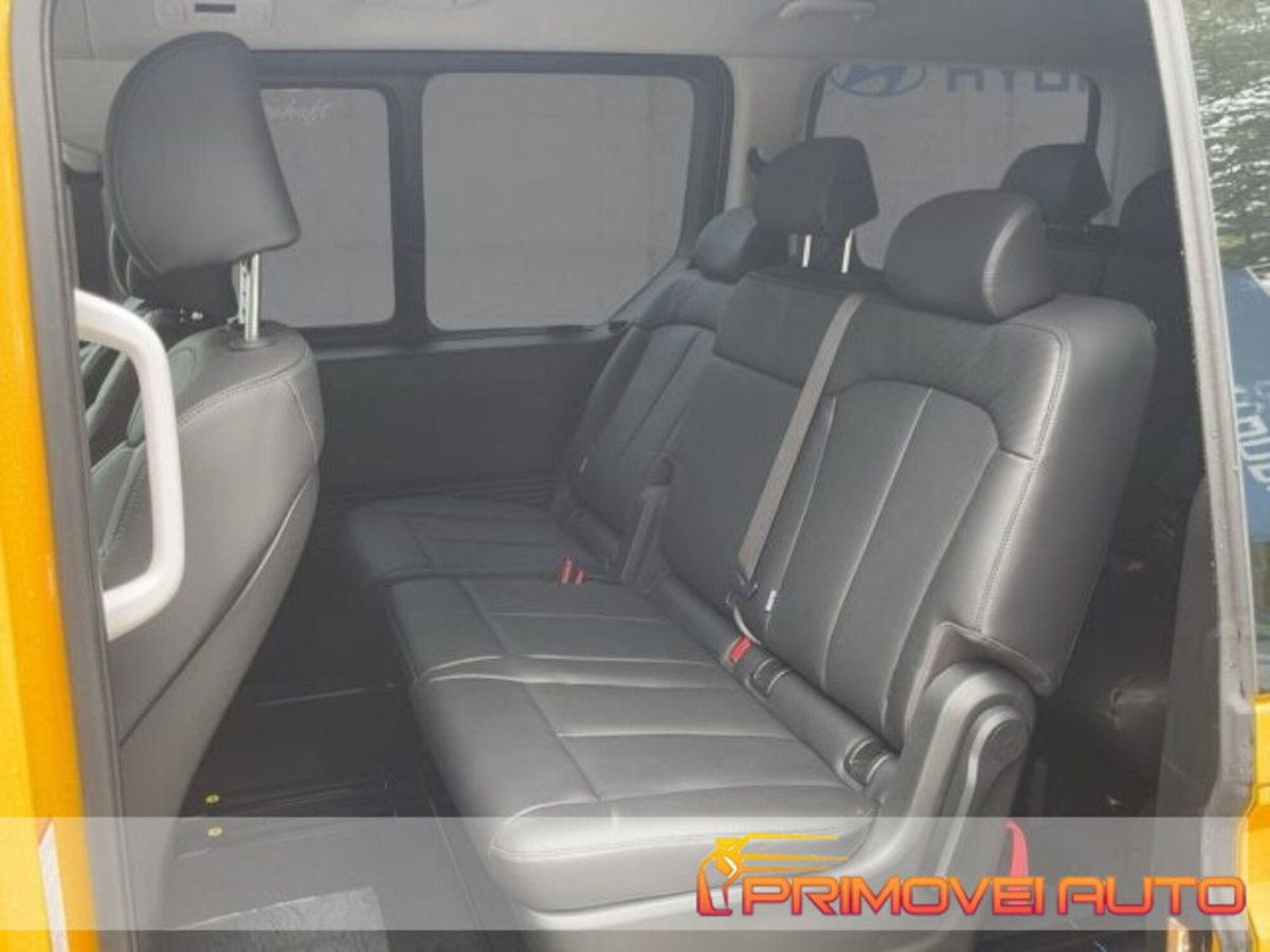 Hyundai Staria 2.2 awd auto (2)