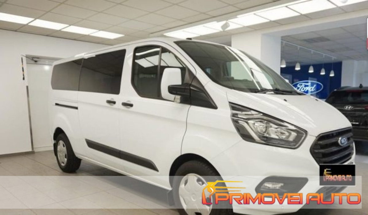 Ford Tourneo Custom 320 2.0 TDCi 105CV PL Trend (4)