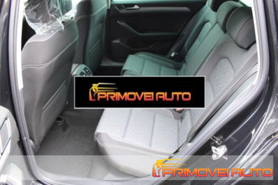 Volkswagen Passat Variant 2.0 TDI SCR 122 CV EVO DSG Business (9)