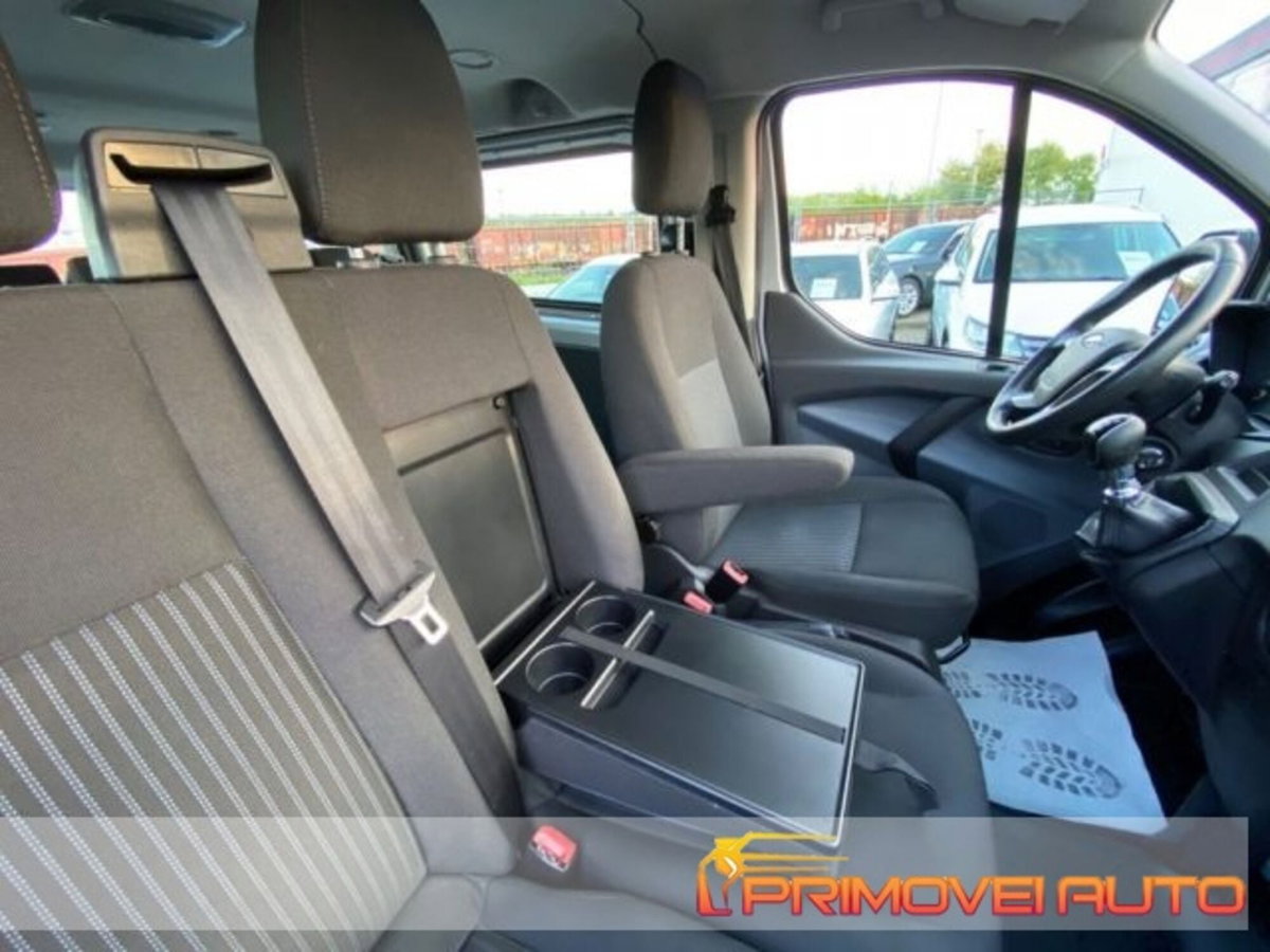 Ford Transit Custom Furgone 300 2.2 TDCi 155CV PC Combi Entry (5)
