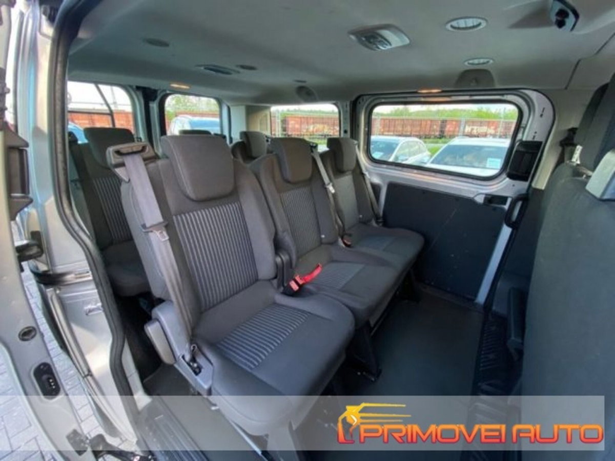 Ford Transit Custom Furgone 300 2.2 TDCi 155CV PC Combi Entry (8)