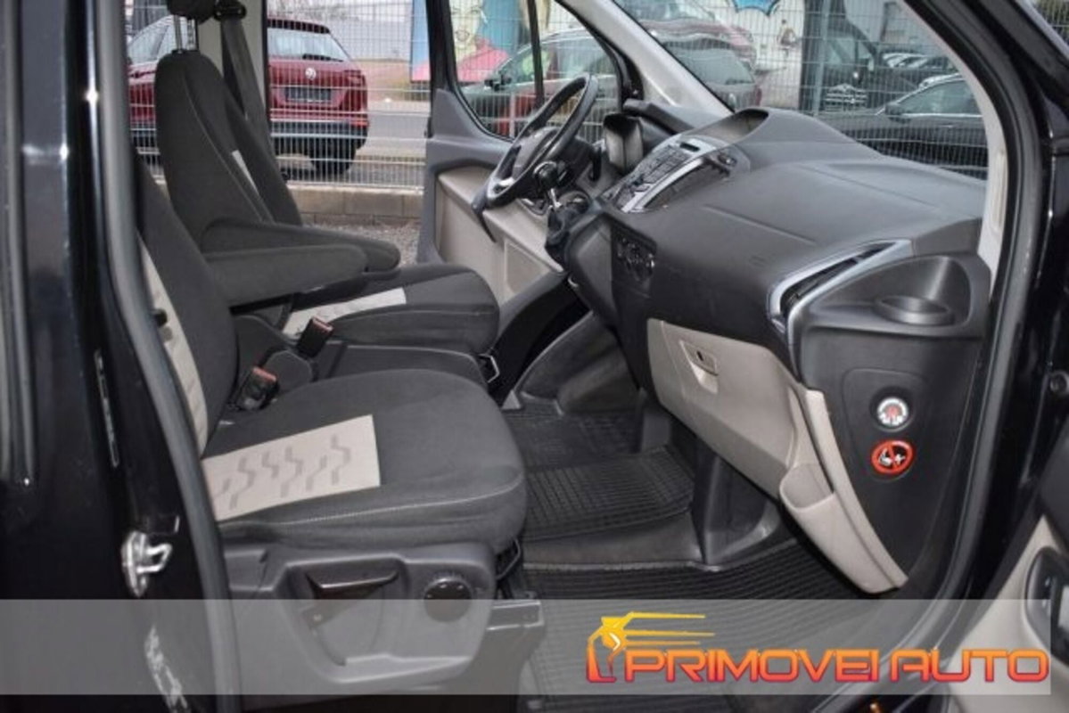 Ford Transit Custom Furgone 300 2.2 TDCi 155CV PC Combi Entry (3)