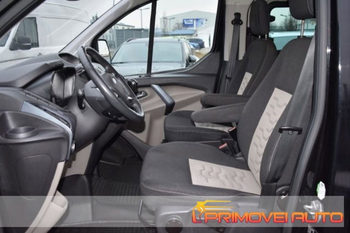 Ford Transit Custom Furgone 300 2.2 TDCi 155CV PC Combi Entry (4)