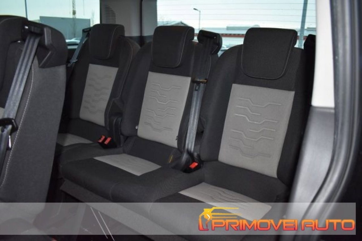 Ford Transit Custom Furgone 300 2.2 TDCi 155CV PC Combi Entry (5)
