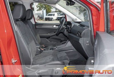 Volkswagen Caddy 2.0 TDI 122 CV Style Maxi (3)