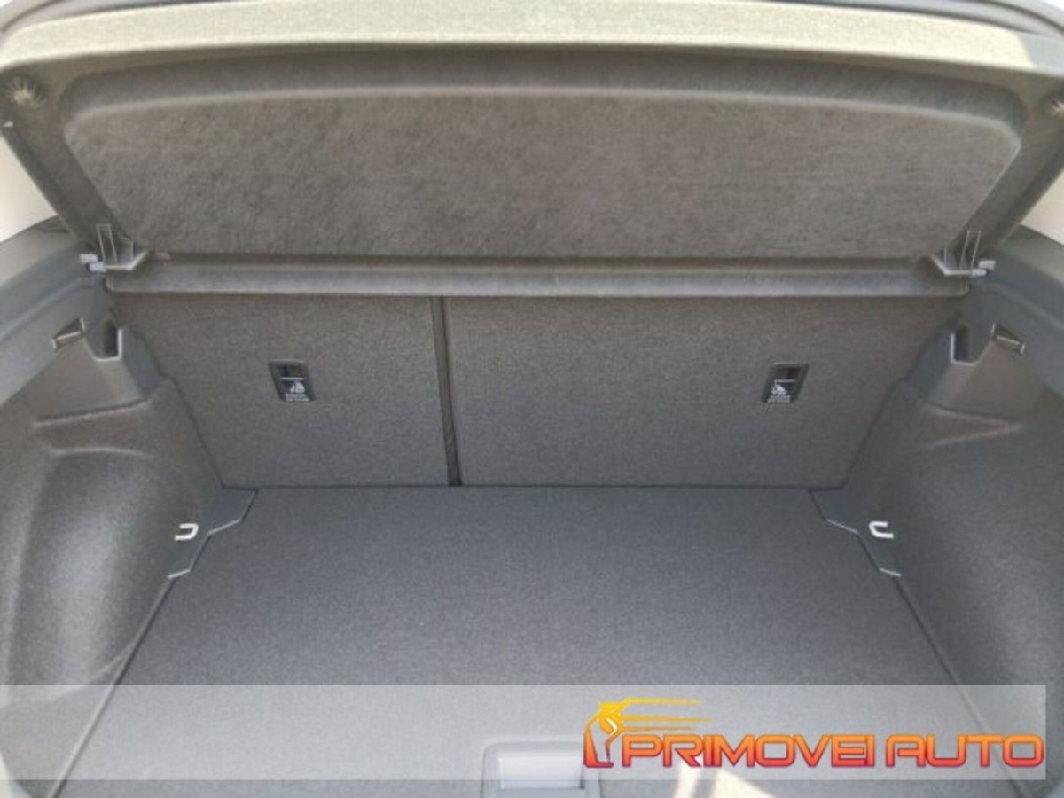 Volkswagen T-Cross 1.0 TSI 110 CV Sport (8)