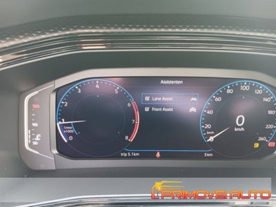 Volkswagen T-Cross 1.0 TSI 110 CV Sport (9)
