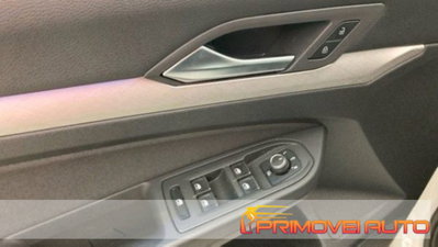 Volkswagen Golf 2.0 tdi Life 115cv (8)