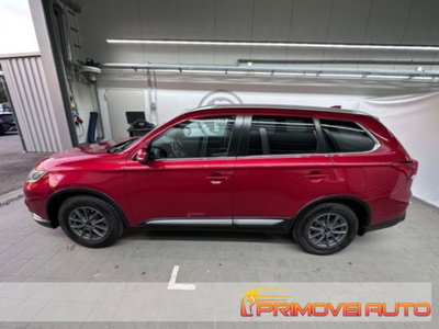 Mitsubishi Outlander 2.0 MIVEC 2WD Intense (5)